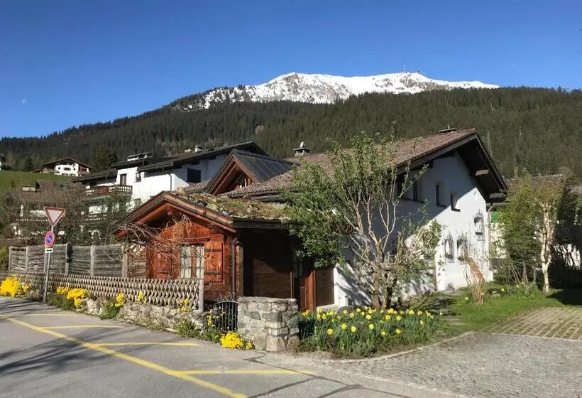 スタンダードルーム, Studio In Klosters
