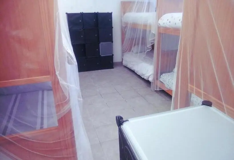 ルームシェアのワンベッド, Coruña Backpackers Hostel
