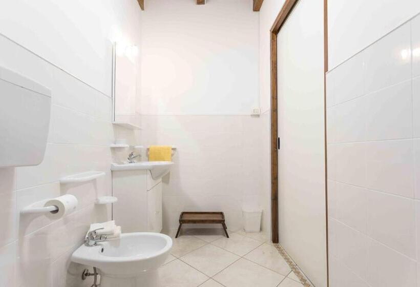 스탠다드 스튜디오, Eloka