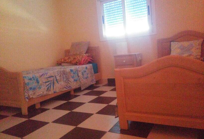 اتاق کلاسیک سه تخته, Moussem Des Fiançailles