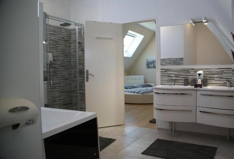 침실 1개 복층 룸, Chateau De Vaugrignon Beer Spa