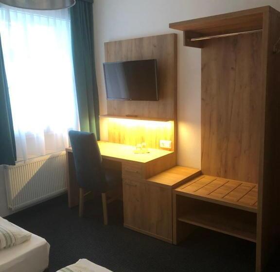 Номер Стандарт, Burghotel Homberg