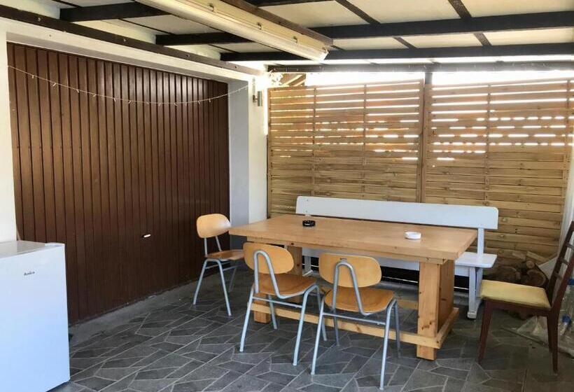 Номер Стандарт Совместная Ванная, Juna