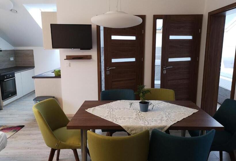 דירת שני חדרים, Schneekristall