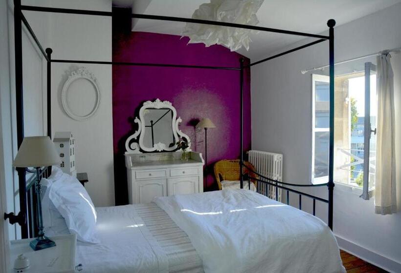 スタンダードルーム, La Maison