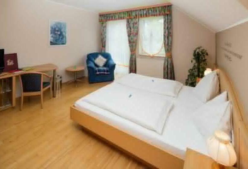 Номер Стандарт с Балконом, Gasthaus Pension Zum Lustigen Steirer