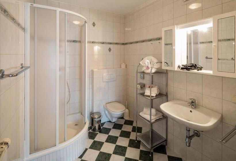 חדר סטנדרט עם מרפסת, Gasthaus Pension Zum Lustigen Steirer