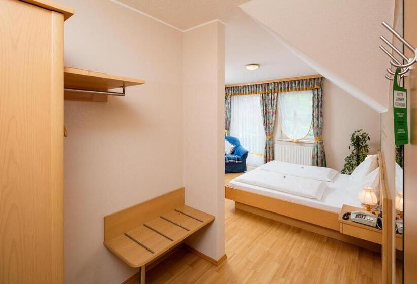 חדר סטנדרט עם מרפסת, Gasthaus Pension Zum Lustigen Steirer