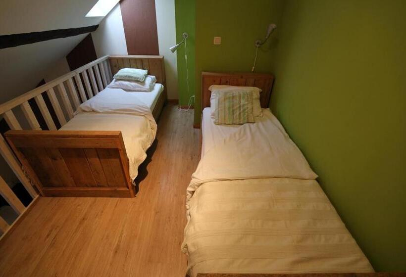 ファミリールーム, B&b Des4seigneurs