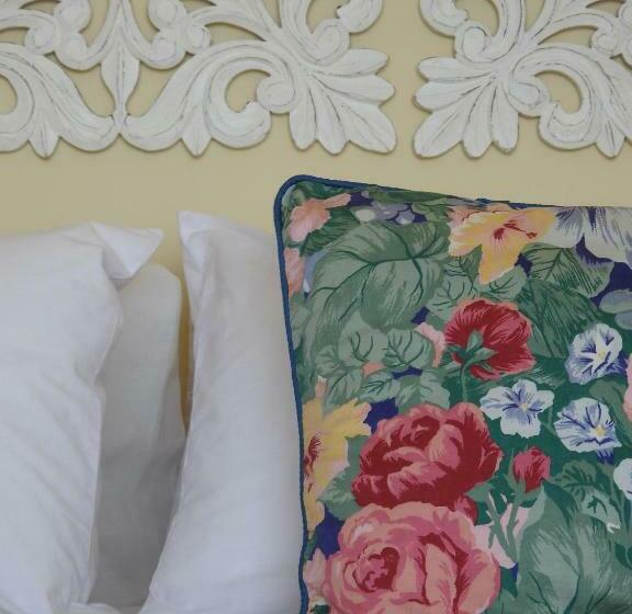 غرفة كومفورت, Julsie S Home