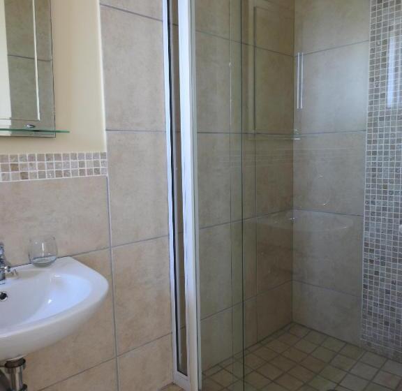 غرفة ديلوكس, Julsie S Home