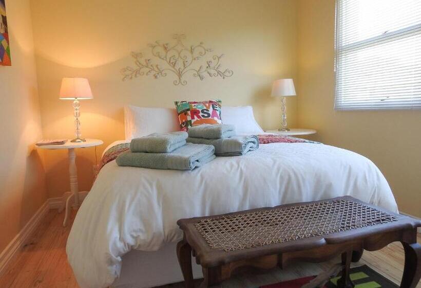 غرفة قياسية, Julsie S Home