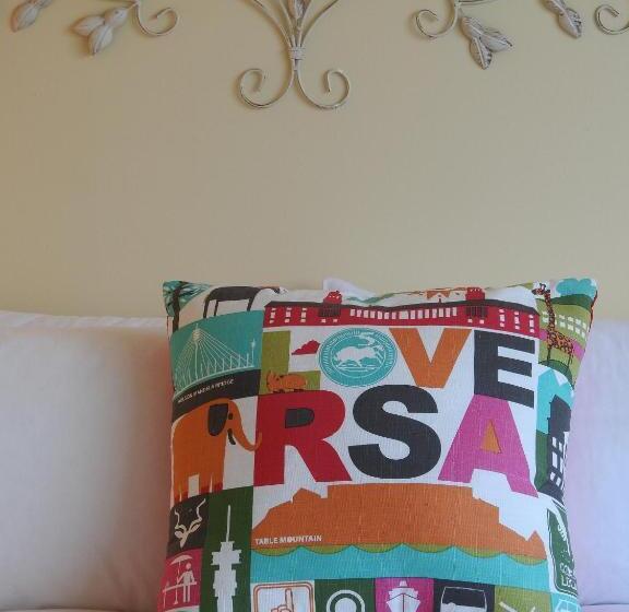 غرفة قياسية, Julsie S Home