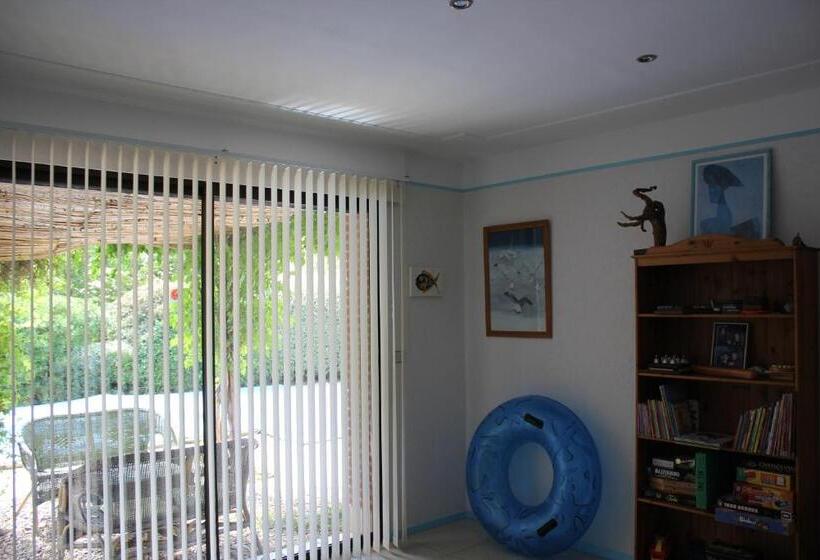 4间卧室的房子, Les Sittelles