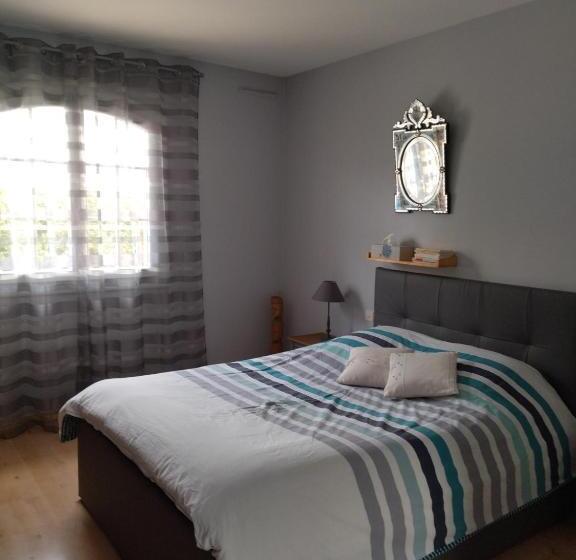 4间卧室的房子, Les Sittelles