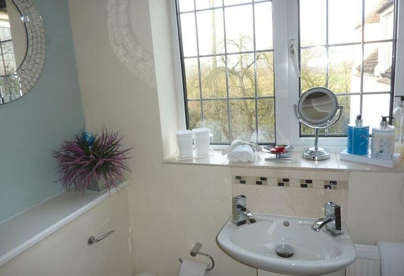 标准间, Maunditts House