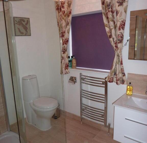 غرفة قياسية سرير كينج, Maunditts House