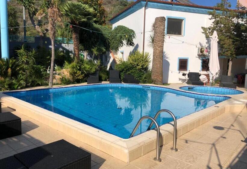 غرفة قياسية, Villa Dessena Guest House
