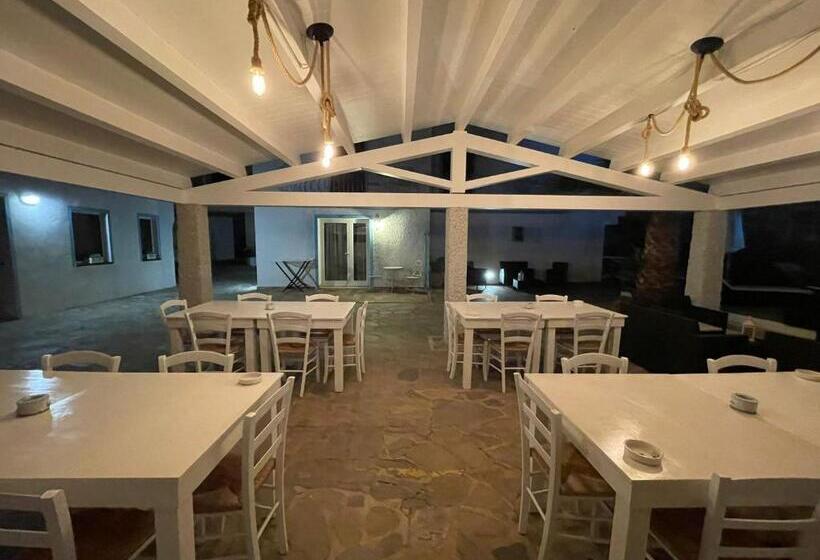 غرفة قياسية, Villa Dessena Guest House