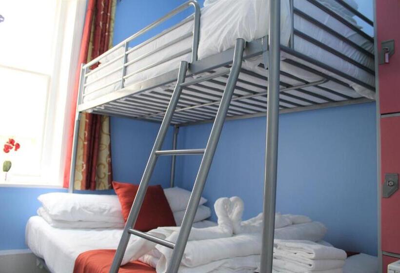 Family Room, Backpackers Blackpool Hotel & Suites