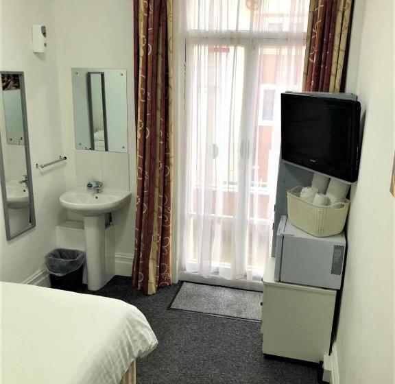 Habitació Estàndard Bany Compartit, Backpackers Blackpool Hotel & Suites