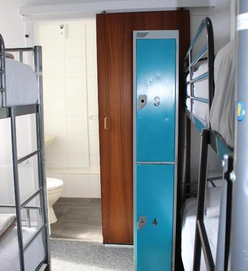 Habitació Quàdruple Estàndard, Backpackers Blackpool Hotel & Suites