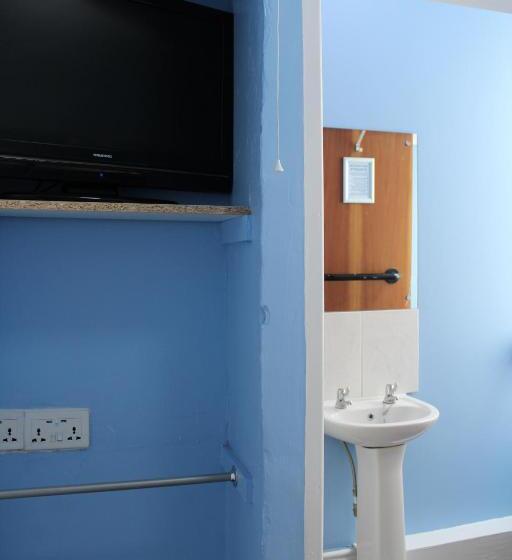 Номер Стандарт, Backpackers Blackpool Hotel & Suites