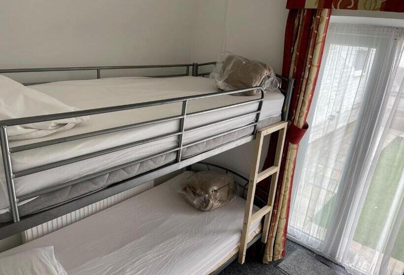 Apartament 1 Dormitori Planta Baixa, Backpackers Blackpool Hotel & Suites