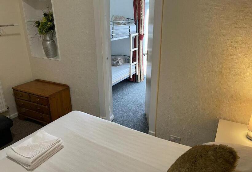 Apartament 1 Dormitori Planta Baixa, Backpackers Blackpool Hotel & Suites