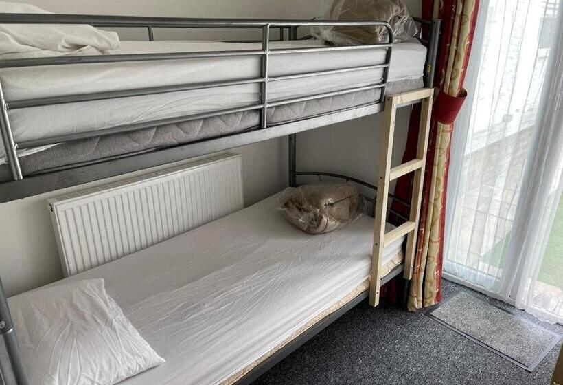 Apartament 1 Dormitori Planta Baixa, Backpackers Blackpool Hotel & Suites