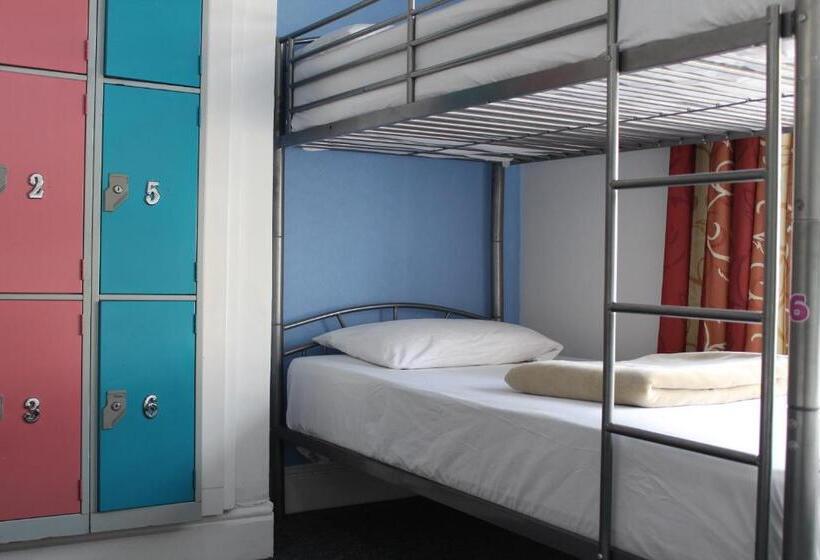 Семейный Номер, Backpackers Blackpool Hotel & Suites