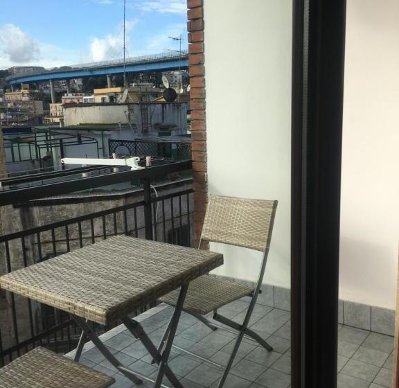 اتاق استاندارد با تراس, Nidama House