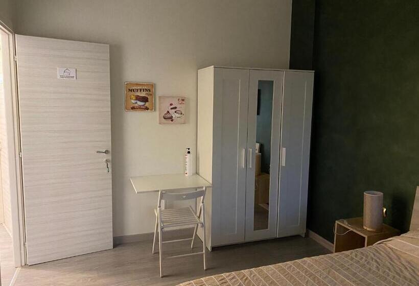 اتاق استاندارد با بالکن, Nidama House