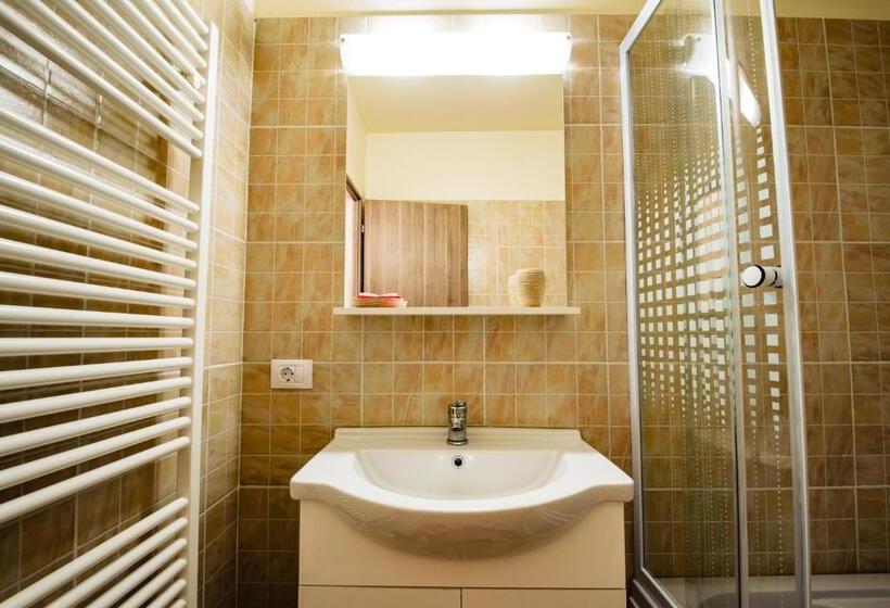 חדר סטנדרט, Martin Suite