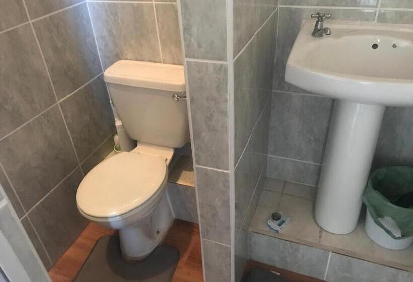 غرفة ديلوكس مزودة بشرفة, Towerzicht Guest House