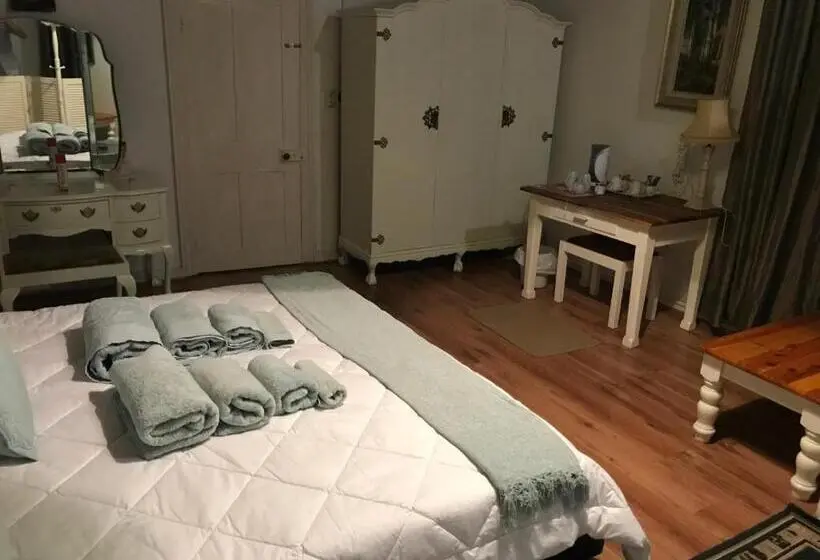 バルコニー付きデラックスルーム, Towerzicht Guest House