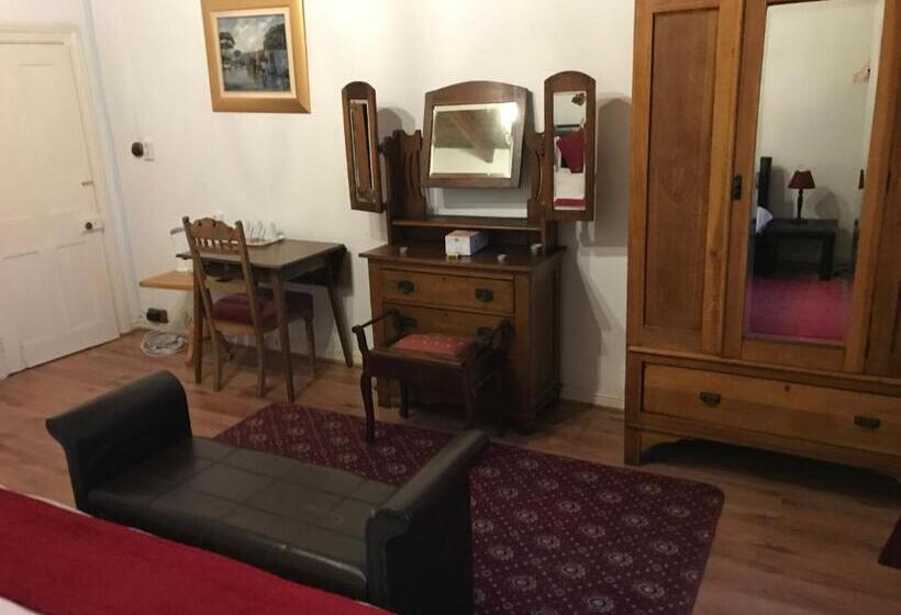 غرفة سوبيريور ثلاثية, Towerzicht Guest House