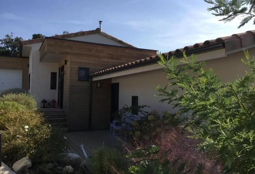Cameră Triplă Standard cu Priveliște către Grădină, Villa Chamarel