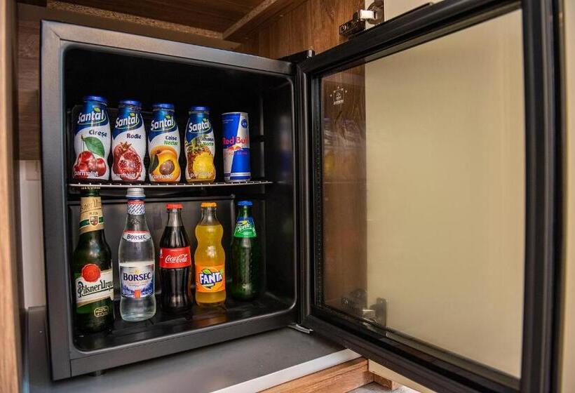 Стандартный Номер Кровать Кинг, Pensiunea Carul Cu Flori