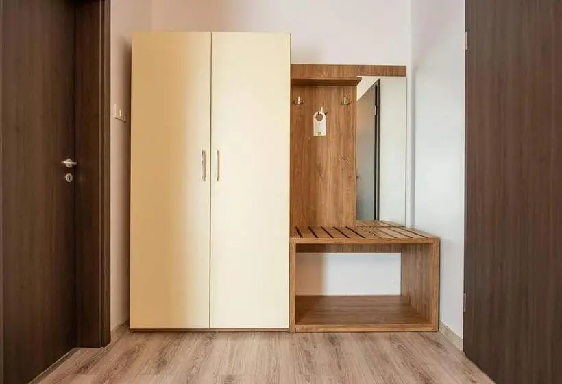 シングルデラックスルーム, Pensiunea Carul Cu Flori