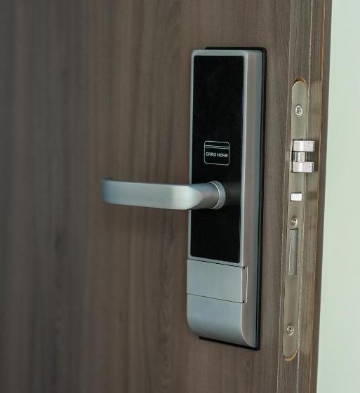 Семейный Номер, Pensiunea Carul Cu Flori