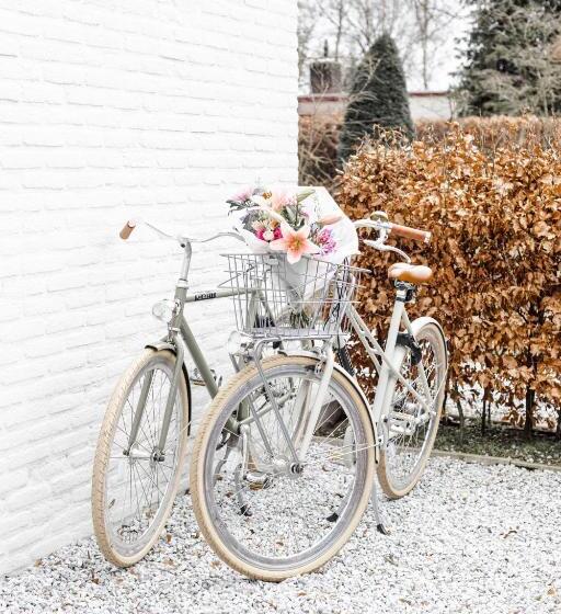 带花园景观的标准工作室, B&b Studiolke