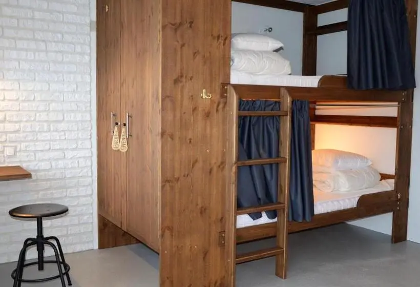 اتاق خانوادگی, Loft Family