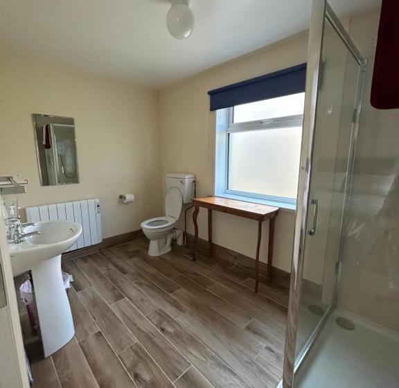 דירת חדר נוף לים, Mary S Of Mulranny