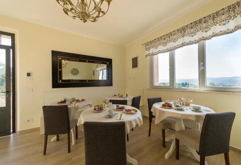 جناح جونيور, Podere Abbazia B&b