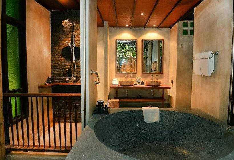 Люкс Вид на Море, Homm Chura Samui