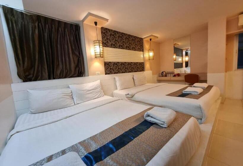 اتاق لوکس خانوادگی, Cozi Inn Hotel, Bangkok