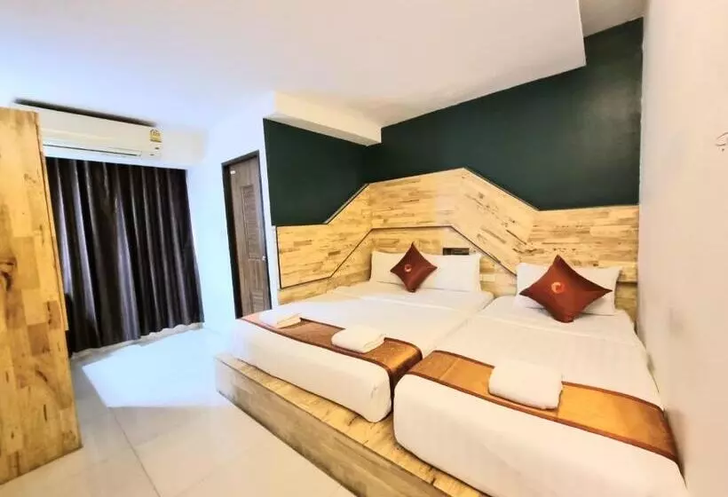 اتاق استاندارد سه نفره, Cozi Inn Hotel, Bangkok