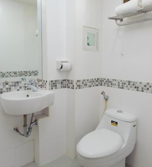 اتاق لوکس, Cozi Inn Hotel, Bangkok