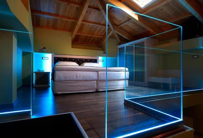 חדר דופלקס, Elia Fatma Boutique